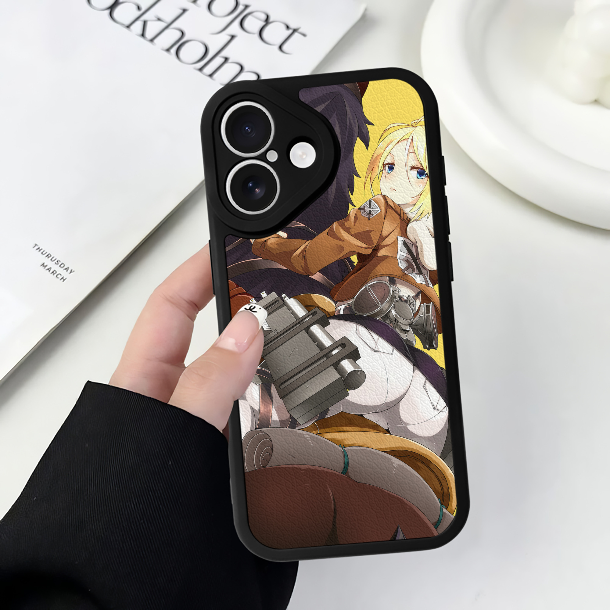 （画像用） 進撃の巨人 Attack on Titan 【iPhone 16シリーズ対応】シリコンスマホケース（レザー調） 材質：シリコン
